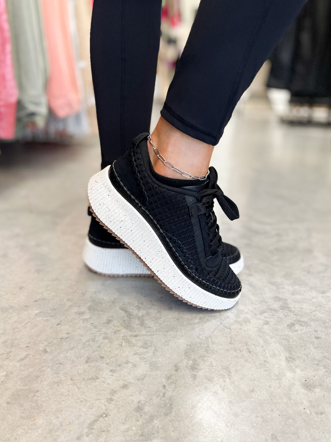 Eva Sneaks (Black)