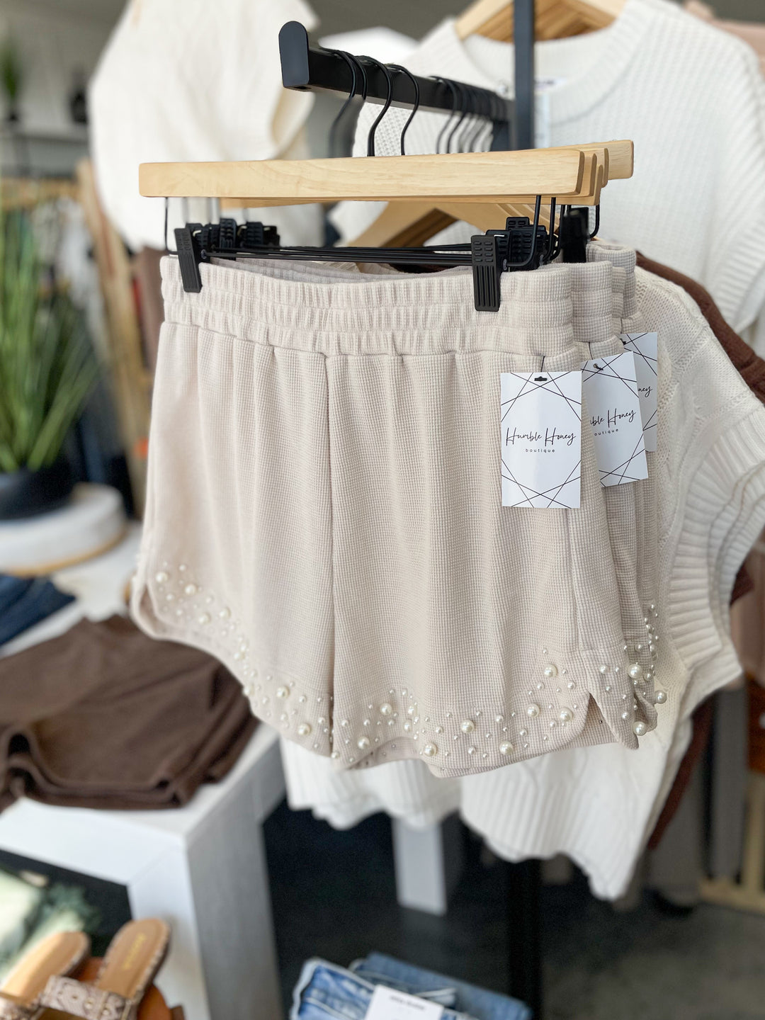 Get Right Pearl Shorts (Ecru)