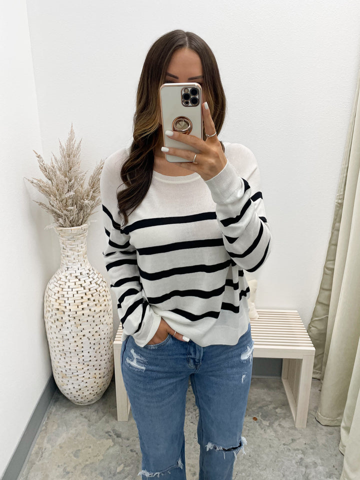 Part Of The Past Top (Black/Cream)