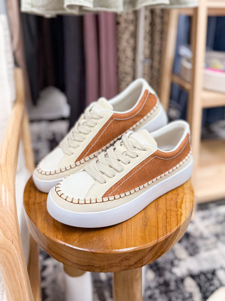 Loretta Sneaks (Tan)