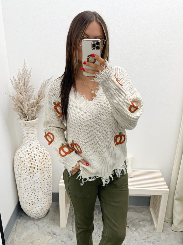 Pickin' Pumpkins Sweater (Ivory)
