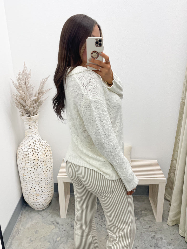 Marshmallow Dreams Sweater (Cream)