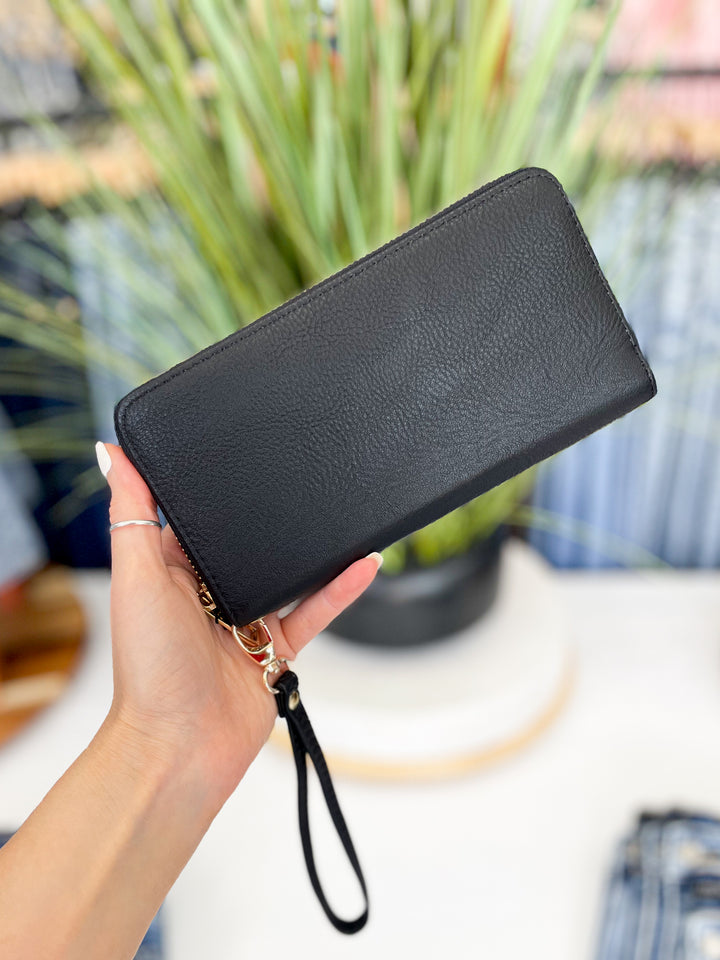 Clara Wristlet (Black)
