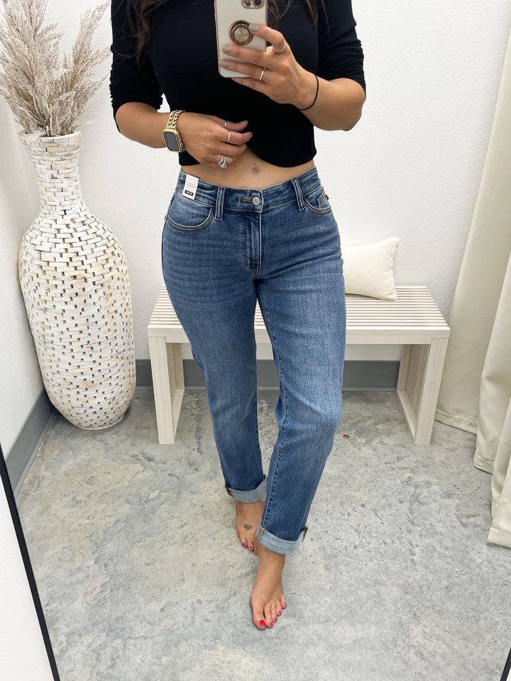 Myla Boyfriend Straight Leg Jeans