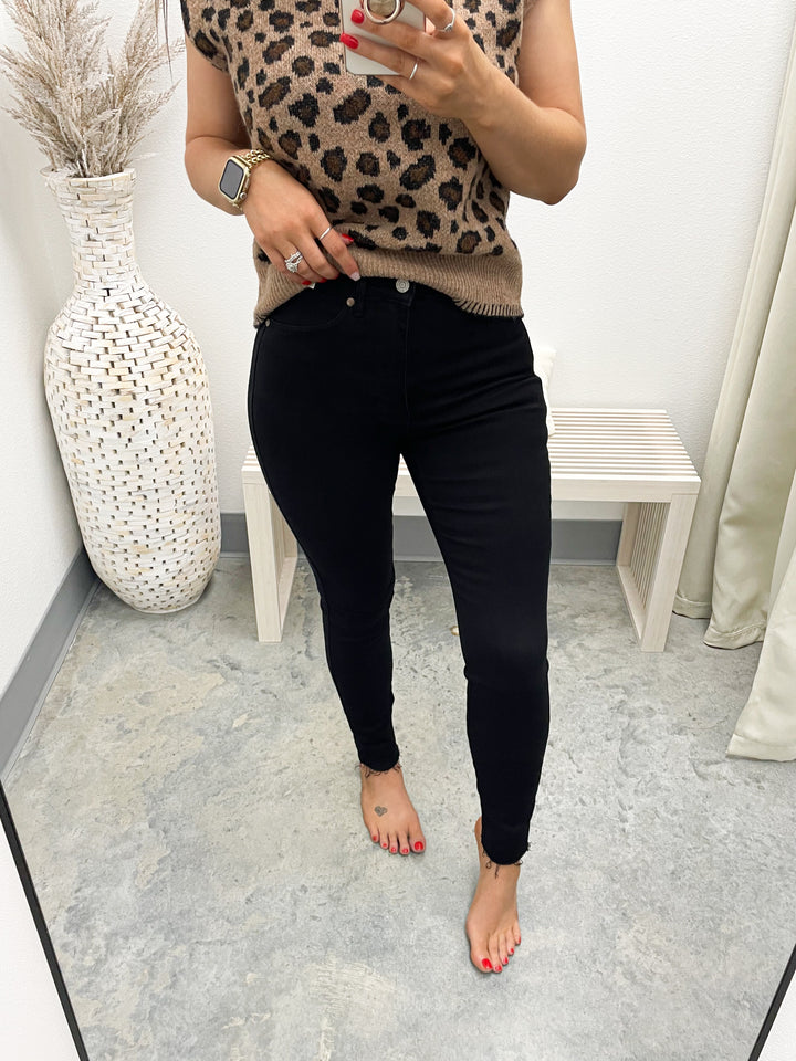 Lia Skinny Jeans