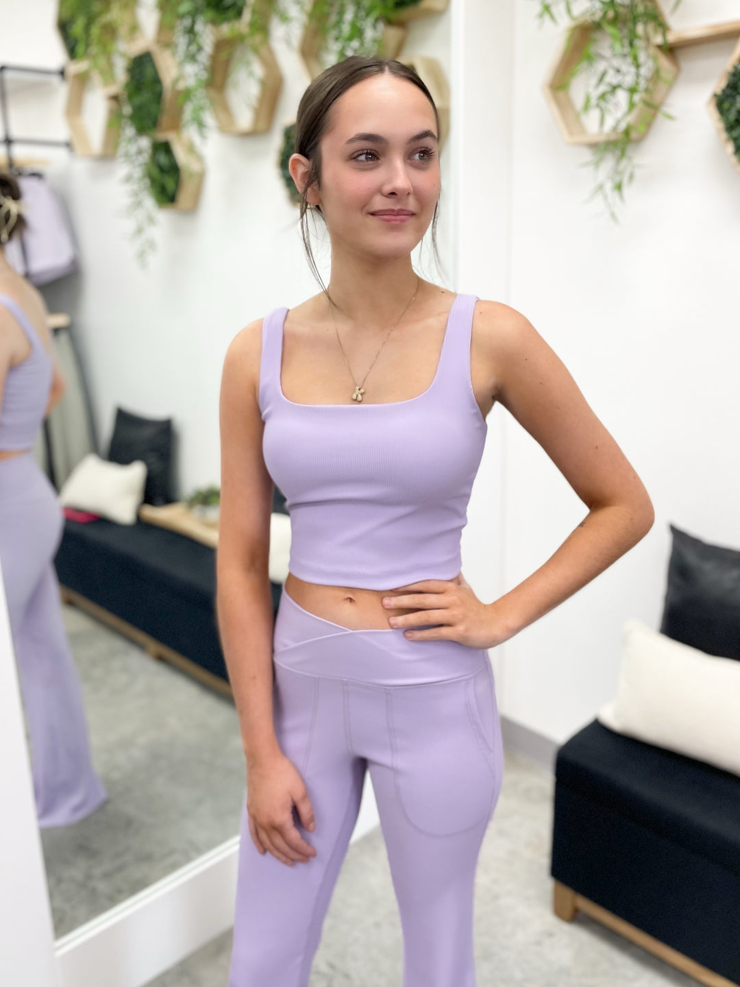 Riley Pintuck Active Crop (Lavender)