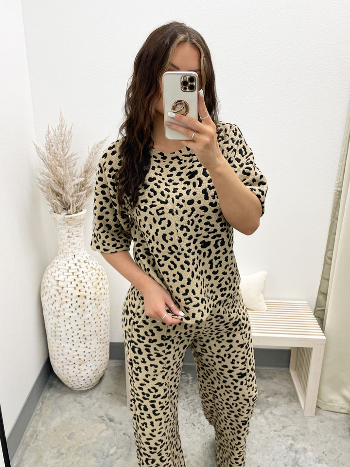 Of The Wild Lounge Top (Leopard)