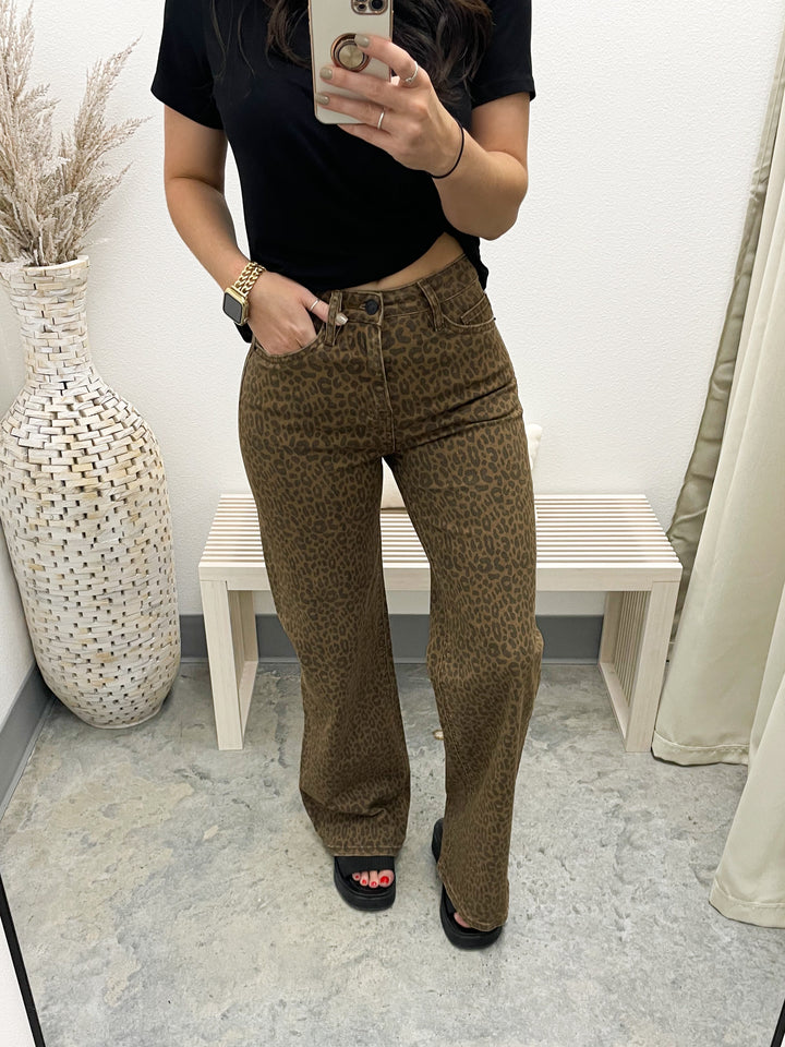 Wylder Wide Leg Jeans (Leopard)