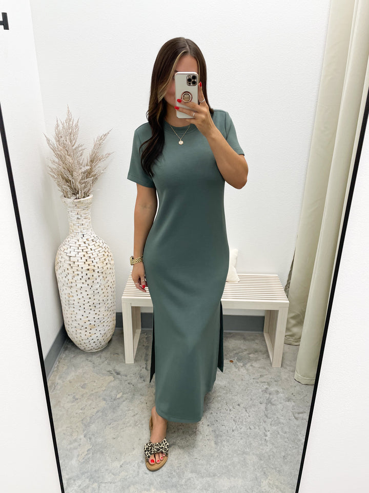 Cloud Nine Maxi Dress (Sage Leaf)