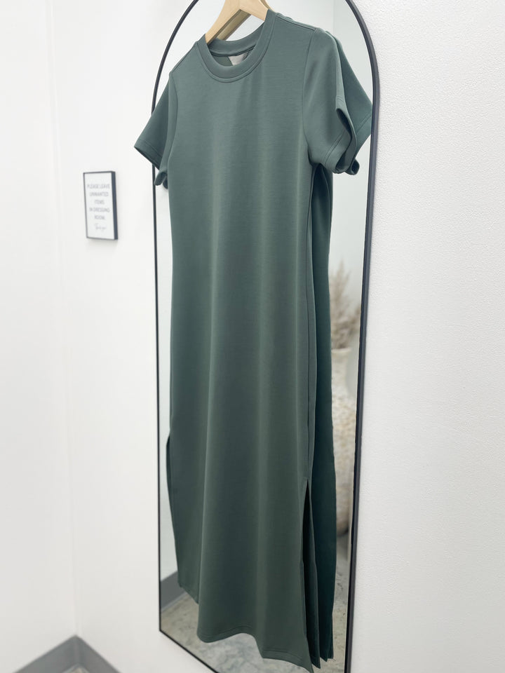 Cloud Nine Maxi Dress (Sage Leaf)