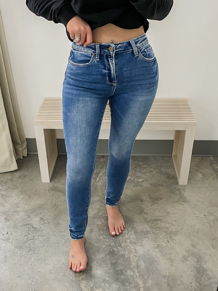 With Grace Skinny Jeans (Light Wash)