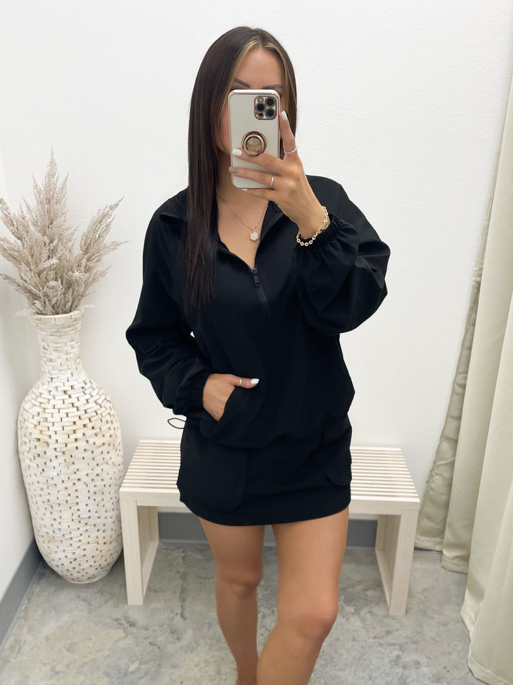 Got To Give Windbreaker (Black)