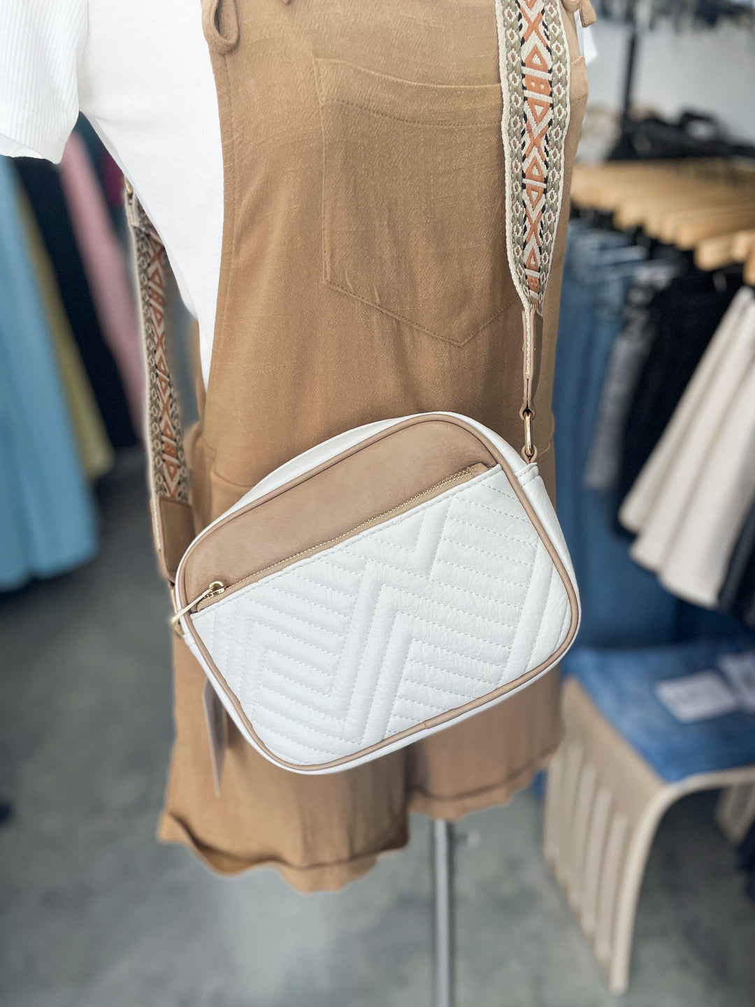 Carter Crossbody Bag (Light Beige/Ivory)