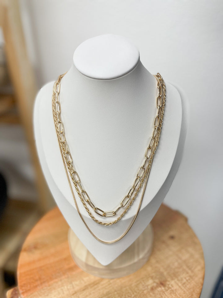 Emma Layered Necklace (Gold)