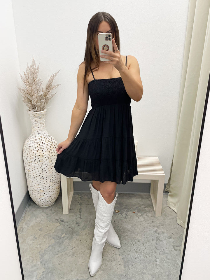 Simple Chic Dress (Black)