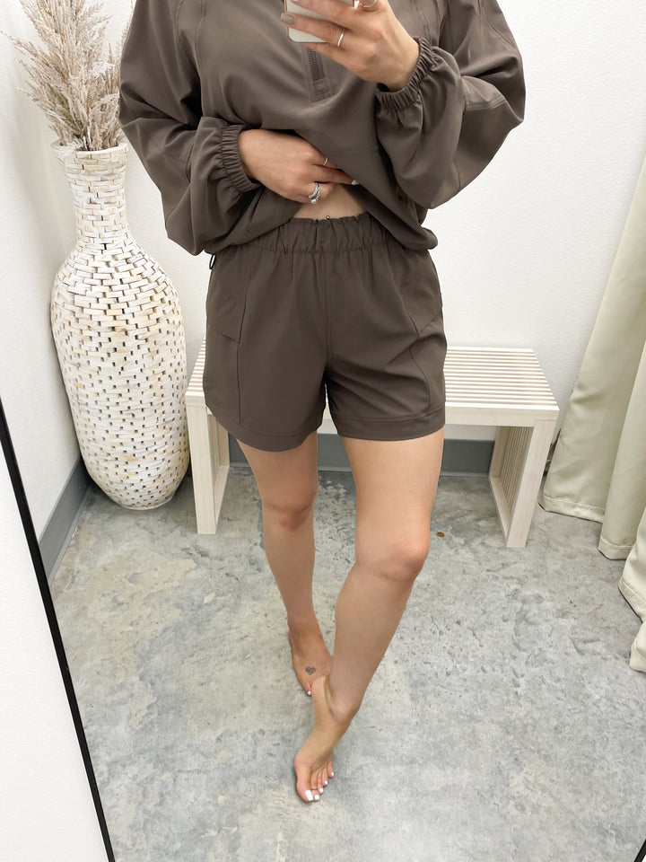 Got To Give Shorts (Brown)