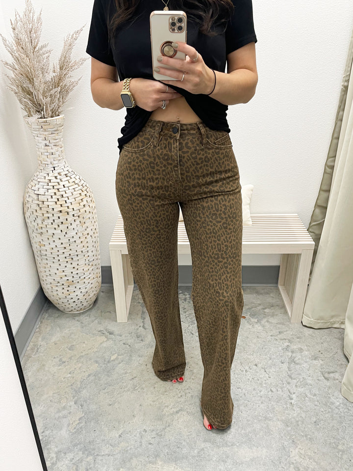 Wylder Wide Leg Jeans (Leopard)
