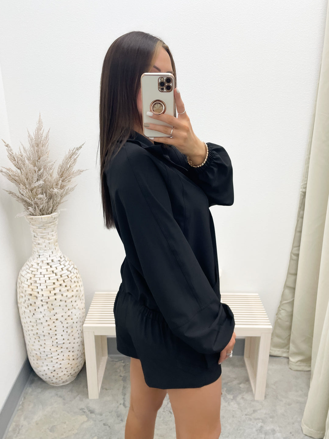 Got To Give Windbreaker (Black)